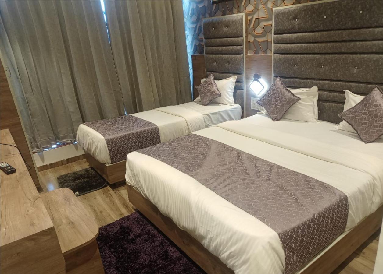 Hotel Lotus Villa Ahmedabad Exterior photo